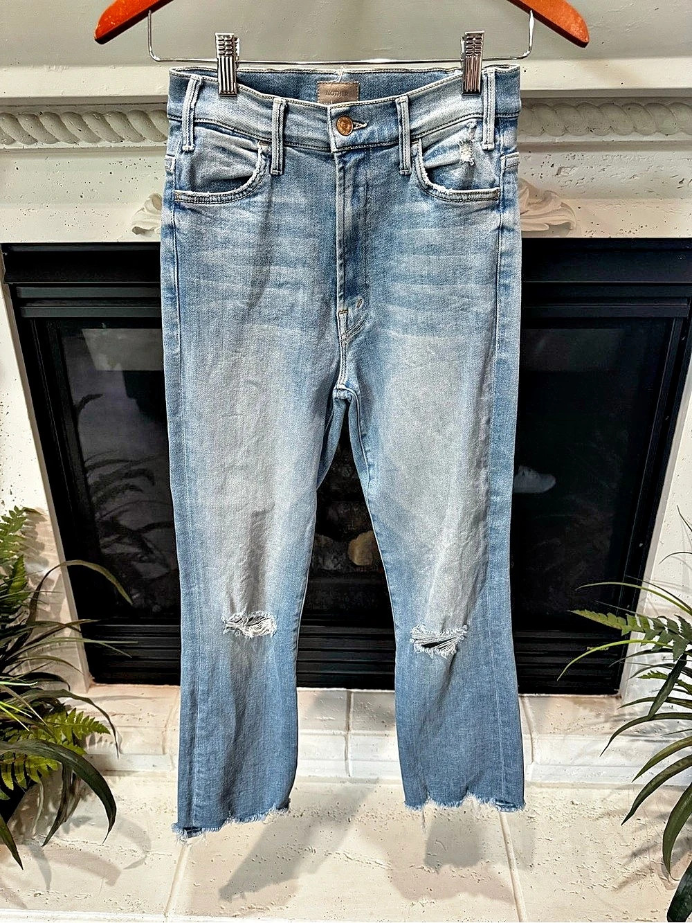 MOTHER The Hustler Ankle Chew Petal Plucker Wash Kick Flare Jeans